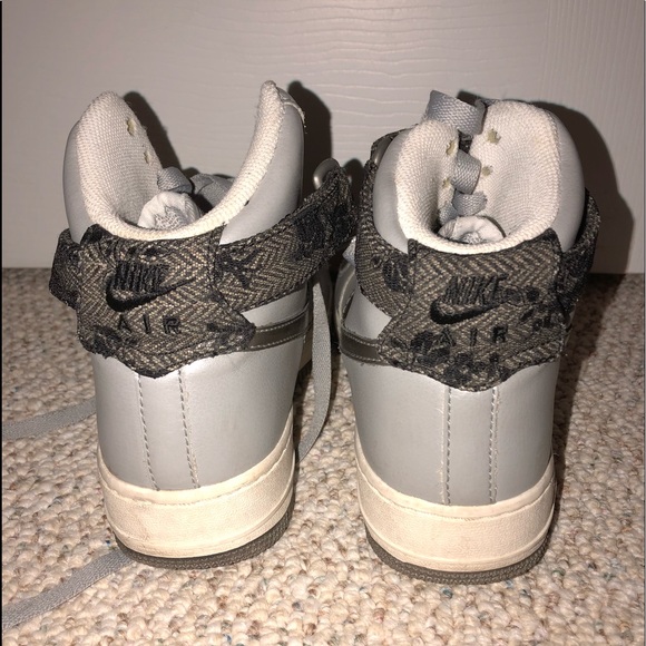 Nike Air Force 1 - Picture 2 of 8